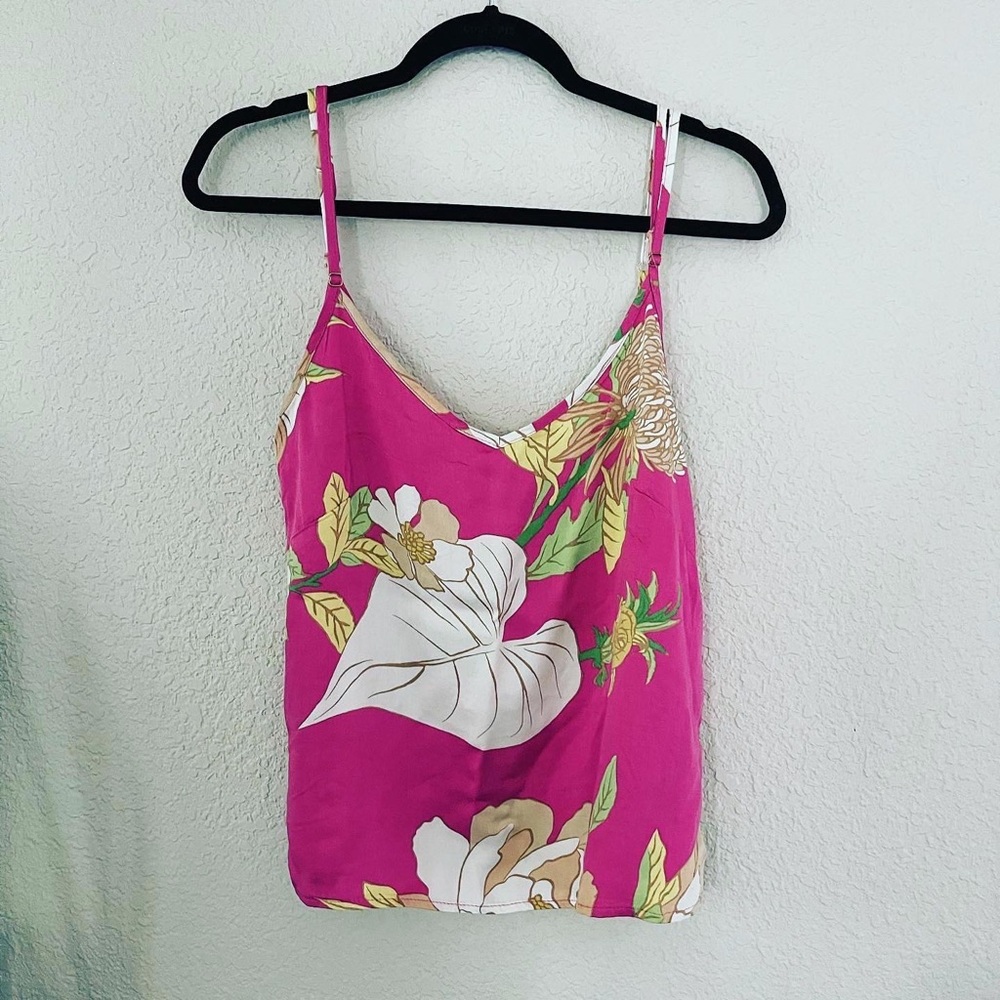 Pink 🌸 tank.